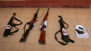 Đêm đấu súng nghẹt thở giữa 68 cảnh sát với 25 tay AK buôn ma túy