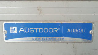 Vụ siêu trộm phố Hàng Bài: “Lỗ hổng an ninh” cửa cuốn