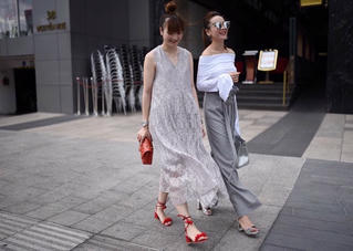 Hà Hồ, Lan Khuê diện street style đẹp nhất tuần qua