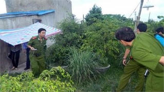 Cha bẫy điện quanh nhà khiến con trai chết thảm