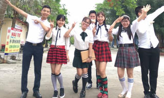 Lãng đãng với mùa phượng vĩ đang rực cháy giữa ngày hè!