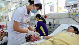 Cảnh báo sốc sốt xuất huyết đen nặng nguy cơ tử vong