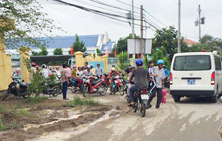 Uống sữa miễn phí, gần 400 học sinh nhập viện