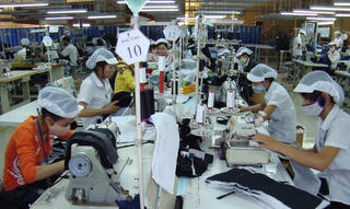 Bị tai nạn lao động trong khi hợp đồng đã hết hạn có được nhận lương?