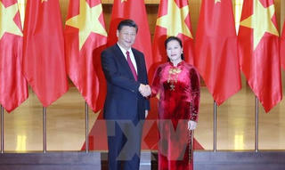 Chủ tịch Quốc hội Nguyễn Thị Kim Ngân hội kiến Tổng Bí thư Trung Quốc