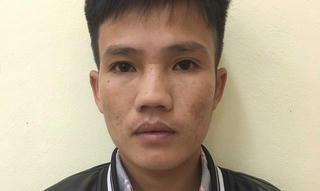 Khởi tố đối tượng xúc phạm quốc kỳ