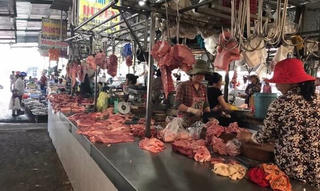 Đồng Nai: Báo động chợ tự phát gây mất vệ sinh an toàn thực phẩm