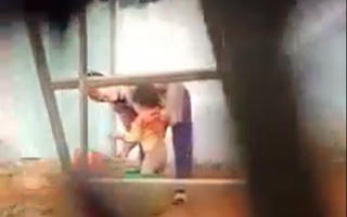 Công an vào cuộc vụ bảo mẫu chọc vật cứng vào vùng kín bé trai