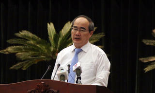 Ông Nguyễn Thiện Nhân đề xuất tăng lương cho chủ tịch quận