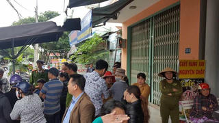 Phát hiện ông chủ cửa hàng điện lạnh chết trong tư thế treo cổ