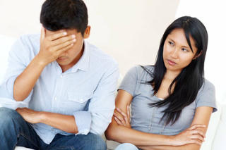 Chết sững khi biết vợ có "quỹ đen" chi cho nhà ngoại