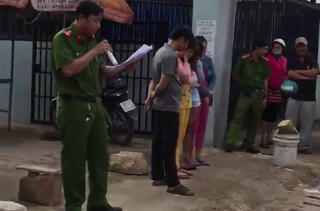 Bêu tên người bán dâm, sai hay đúng?
