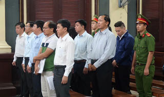 Huyền Như tiếp tục “bê” nguyên cả dàn lãnh đạo Navibank vào vòng lao lý