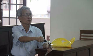 Gia đình bé gái 'vỡ vụn' sau bản án 18 tháng tù treo của 'yêu râu xanh' Nguyễn Khắc Thủy