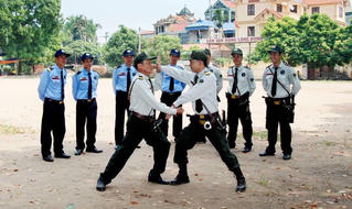 Nhân viên bảo vệ có được tính làm thêm giờ?