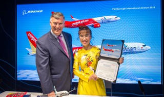 Vietjet Air ký hợp đồng gần 13 tỷ USD mua thêm 100 máy bay Boeing