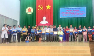 Cần Thơ: Biểu dương 54 nạn nhân da cam vượt khó vươn lên hòa nhập cộng đồng