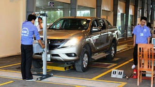 Mua lại xe hết đăng kiểm, có bị truy thu phí đường bộ?