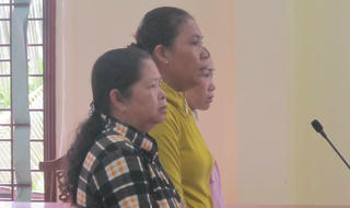 Phạt tù 3 phụ nữ mua bán số đề