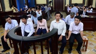  Vụ 9.300 hộp thuốc ung thư 'không chữa bệnh cho người“: Bắt tạm giam nguyên PTGĐ VN Pharma