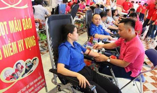 Người hiến máu tình nguyện được tặng gói xét nghiệm tầm soát ung thư 