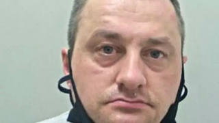 Người đàn ông bị phạt tù 30 tháng vì hãm hiếp ít nhất 15 con gà mái, chưa kể chó, ngựa và lừa