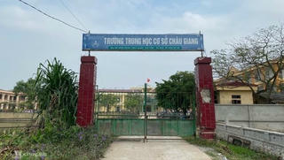 Khởi tố nam sinh đấm chết bạn