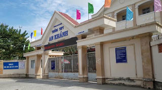 Nam sinh lớp 10 nhập viện sau khi bị nhóm bạn bỏ ống thuốc 'lạ' vào miệng