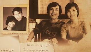 “Gió, tình yêu, thổi trên đất nước tôi”…