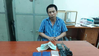 Lắp camera quanh nhà “phục vụ” bán lẻ ma túy và tổ chức đánh bạc