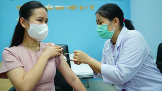 TP Hồ Chí Minh: Quyết tâm chủ động nguồn vaccine Covid-19