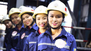 Xây dựng Công đoàn Việt Nam thực sự là tổ chức vì người lao động