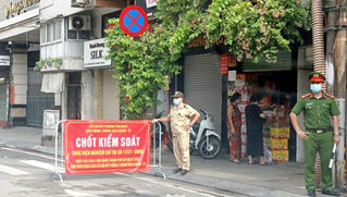 Hà Nội thần tốc truy vết, dập dịch