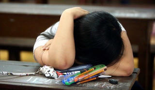 Tự tử tuổi vị thành niên: Đừng nghĩ “chuyện trẻ con”
