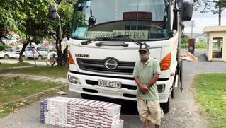 Lợi dụng xe “luồng xanh”: Cần nghiêm trị 