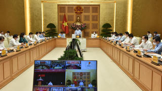 Thực chất, quyết liệt và xuyên suốt