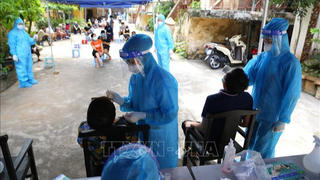 Hà Nội tăng cường xét nghiệm ở khu vực có nguy cơ cao 