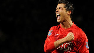  Ronaldo liệu có mang về danh hiệu mới cho Manchester United ?