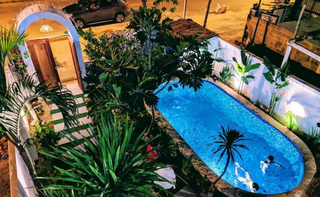 Chi 2 tỷ đồng biến căn nhà cấp 4 thành resort đẹp như mơ mang phong cách Địa Trung Hải