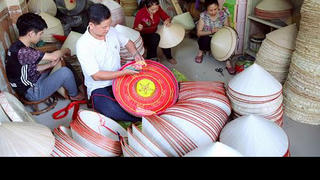 Làng nghề du lịch chật vật hồi sinh 