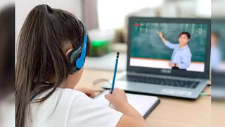 Lo lắng sức khoẻ ảnh hưởng nếu trẻ học online kéo dài