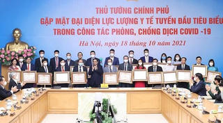 Kinh nghiệm xương máu từ vùng dịch 