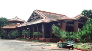 Phía sau "đẳng cấp" của một cuộc chơi tận diệt