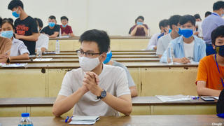 Rộn ràng ngày quay lại trường học 