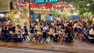 Người lao động, tiểu thương phấn khởi với nhịp sống mới