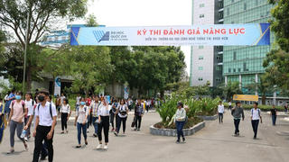 Tuyển sinh đại học, cao đẳng 2022: Cảnh giác trước 'ma trận' luyện thi