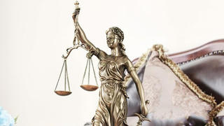 Khó đến mấy vẫn phải tin