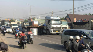 Đồng hành cùng tai họa đến khi nào? 