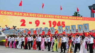 Nâng cao văn hóa pháp luật để xây dựng con người Việt Nam phát triển toàn diện 