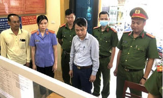 Bắt Chủ tịch Thị trấn Ba Sao 